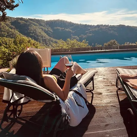 Appartamento Romantic Tuscan Barn With Pool Views Private Terrace Sleeps 2 To 6, Lamole *